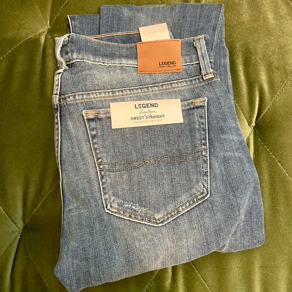 Lucky Legend Sweet Straight relaxed mid rise, 2/26